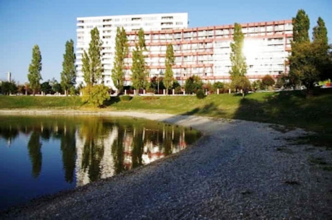Urbanelegance Escape, Top Location, Private Parking Bratislava Eksteriør billede
